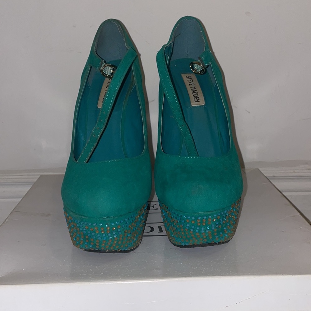 Erotic Wedge Heels - Picture 5 of 8